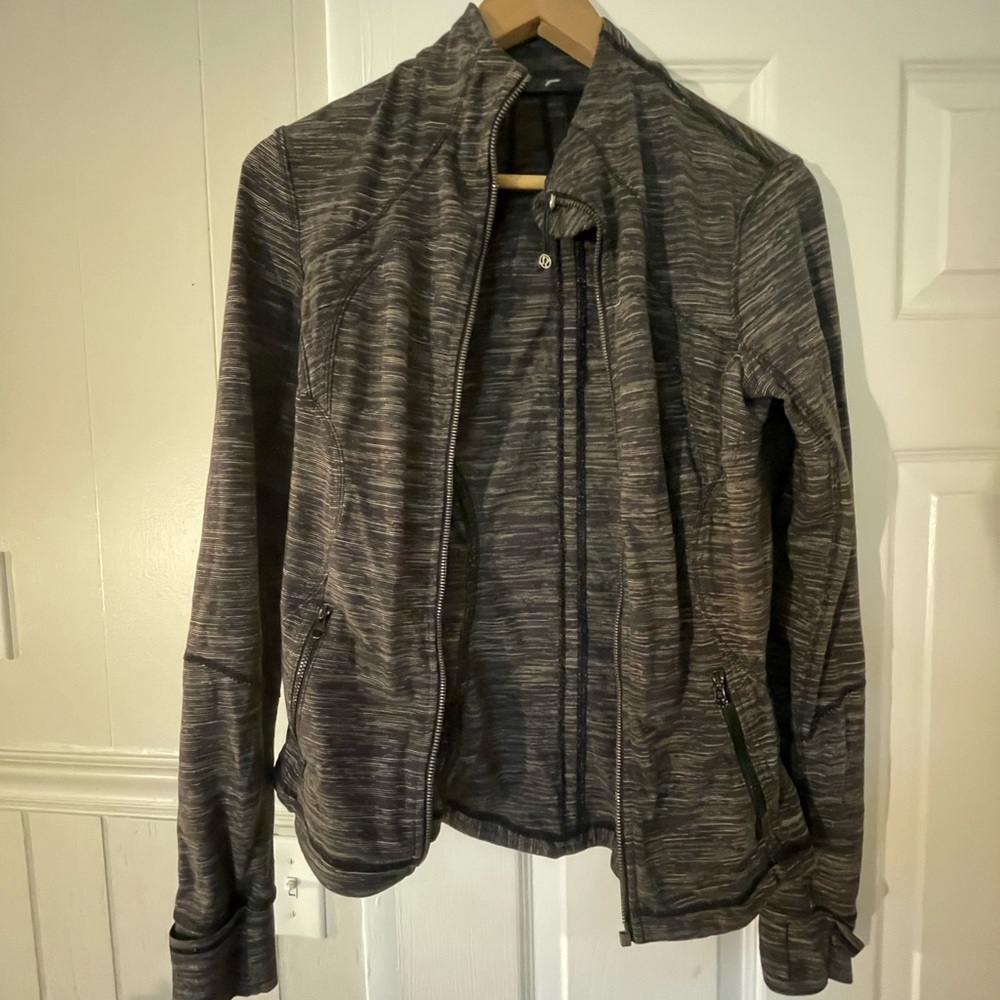 Lululemon Athletica Gray Jacket with Tailored Fit